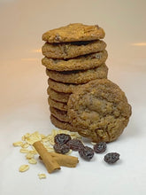 Load image into Gallery viewer, Chewy Oatmeal Raisin (9 Cookies are for large box choice only)
