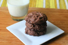 Load image into Gallery viewer, French Cocoa Chocolate Chip (12 Cookies)
